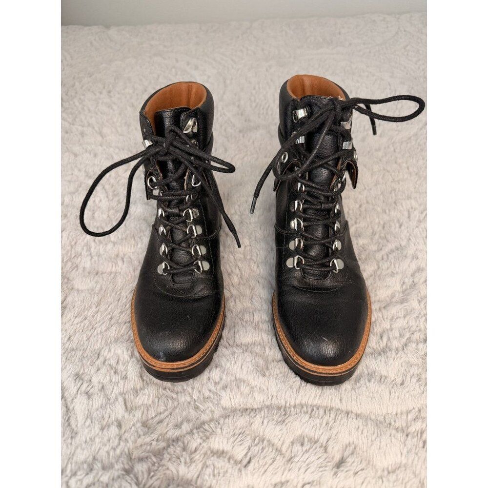 Indigo Rd Black Lace-Up Hiking Ankle Boots Women’s Faux Leather Lug Sole Booties